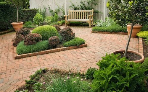  Scott's Exterior Maintenance offers low-maintenance hardscapes to transform your outdoor space.