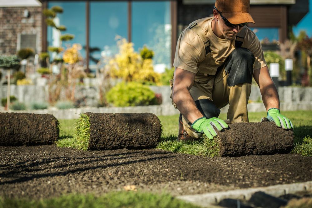 Commercial mowing and landscaping in Bloomington, IL