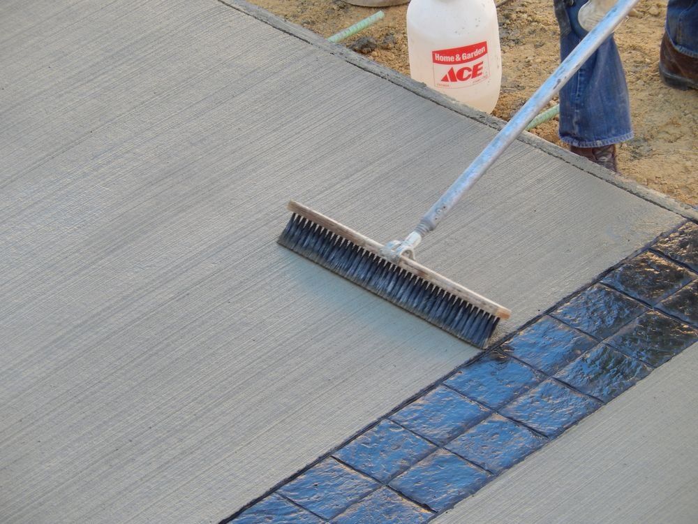 Concrete Leveling in Bloomington, IL 