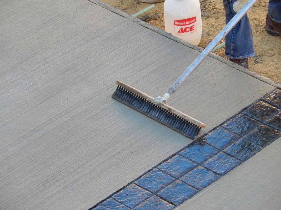 Concrete Leveling in Bloomington, IL 